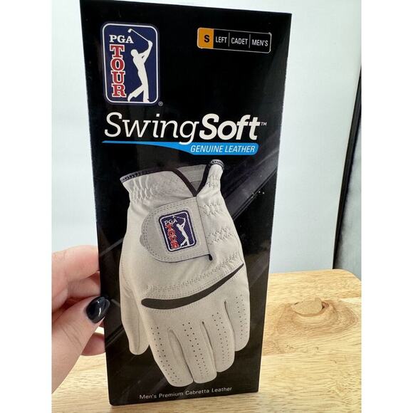 PGA Tour Left Hand Golf Cadet Glove Men's White Small Athletic SwingSoft Leather - Picture 1 of 4